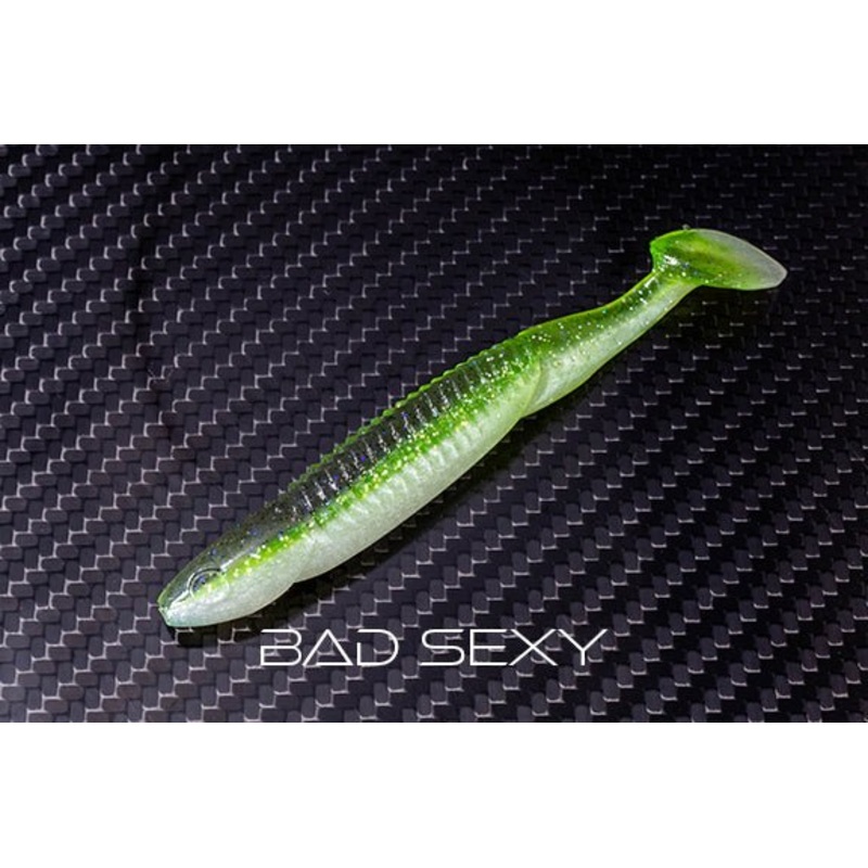 Reaction Innovations Skinny dipper Pearl blue shad